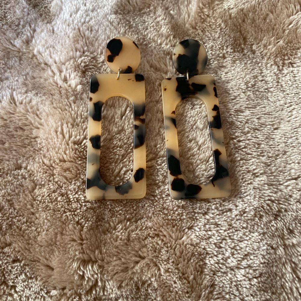 Tortoise Shell Statement Earrings